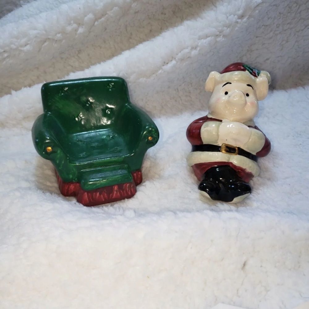Salt & Pepper Shakers - Picture 5 of 7